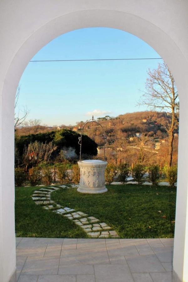 Tenuta Santo Stefano Azienda Agrituristica Santo Stefano del Sole Εξωτερικό φωτογραφία