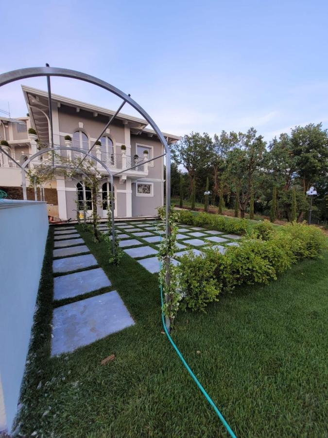 Tenuta Santo Stefano Azienda Agrituristica Santo Stefano del Sole Εξωτερικό φωτογραφία
