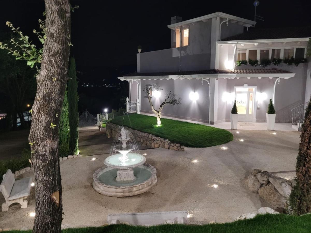 Tenuta Santo Stefano Azienda Agrituristica Santo Stefano del Sole Εξωτερικό φωτογραφία