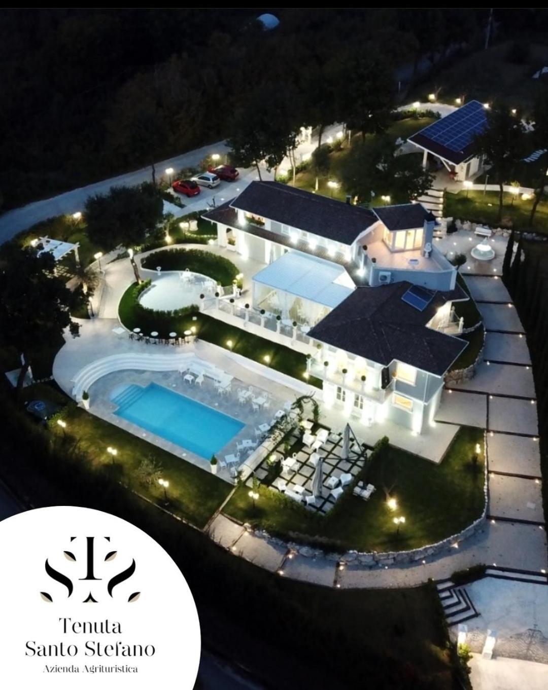 Tenuta Santo Stefano Azienda Agrituristica Santo Stefano del Sole Εξωτερικό φωτογραφία