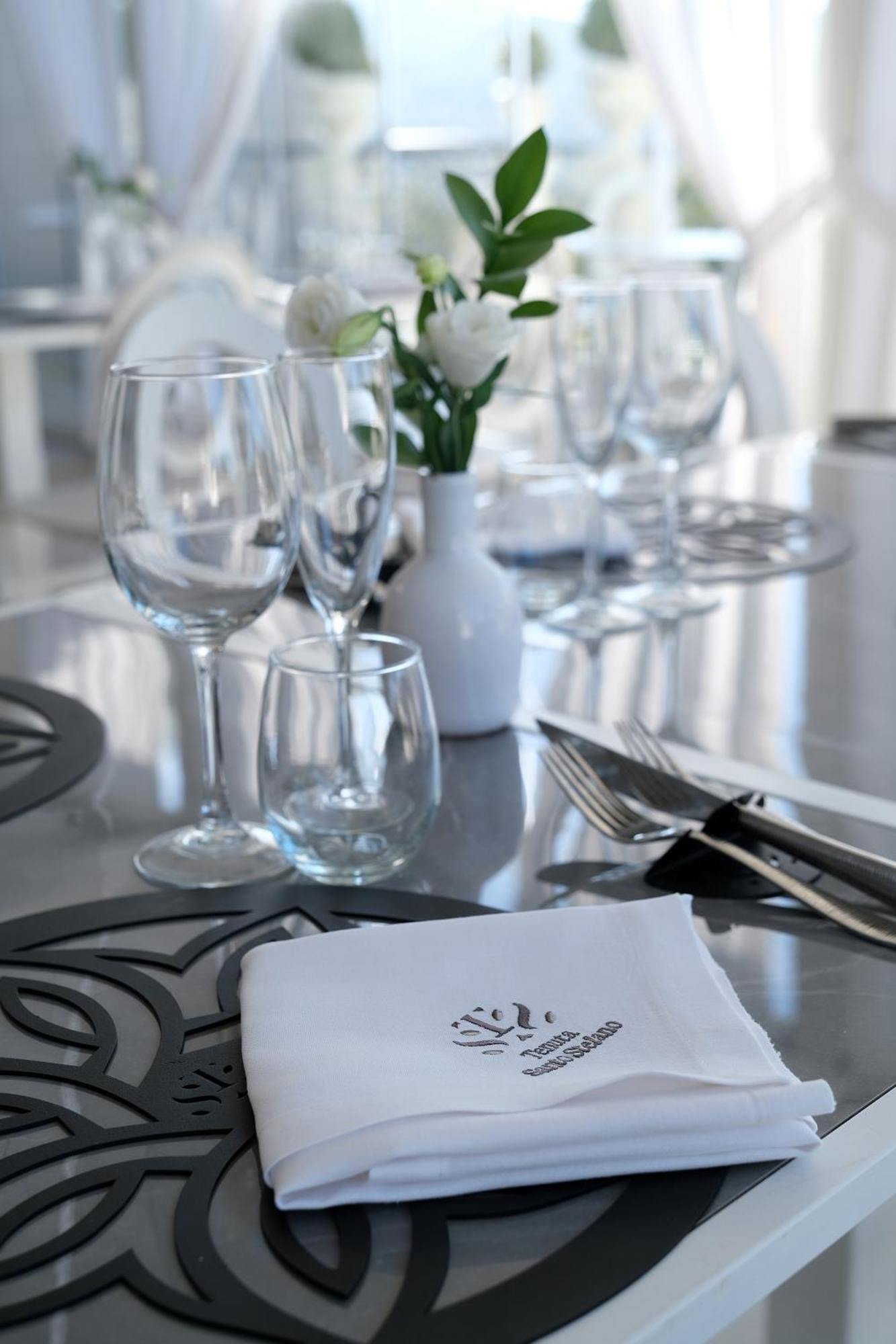 Tenuta Santo Stefano Azienda Agrituristica Santo Stefano del Sole Εξωτερικό φωτογραφία